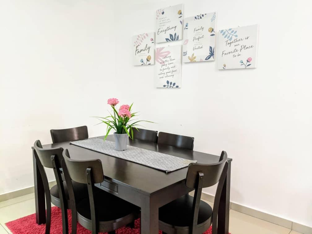 Syifa Homestay Melaka Εξωτερικό φωτογραφία